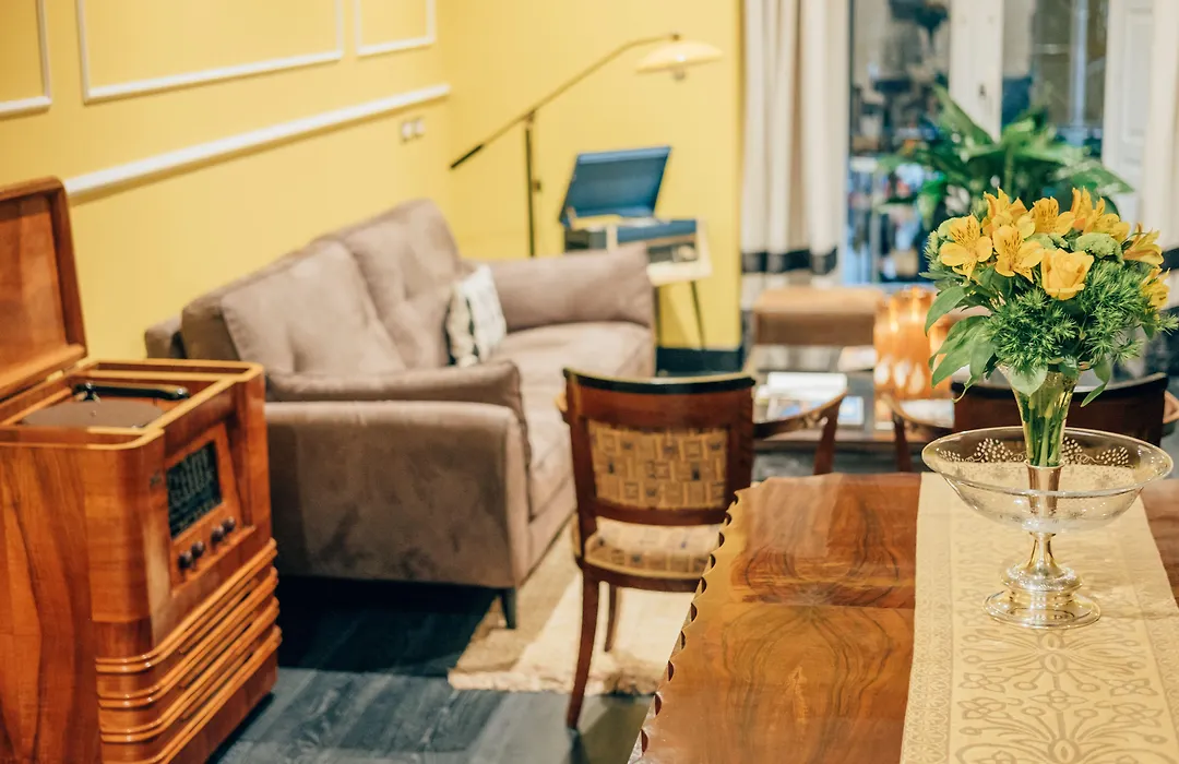 Caruso Place Luxury Rooms & Suites-1