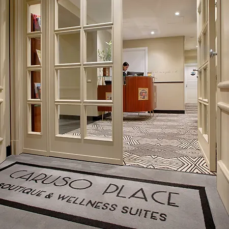 Caruso Place Luxury Rooms & Suites-2
