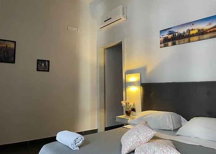Hotel Poerio Nápoles