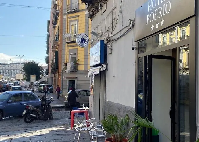 Hotel Poerio Nápoles